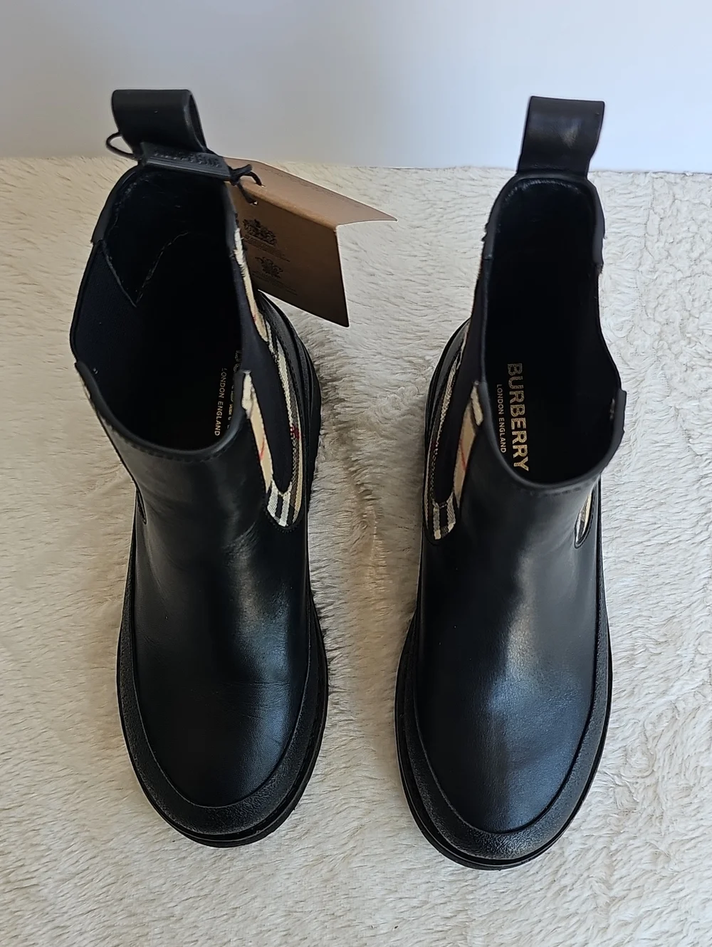 NWT Burberry Kids Vintage Check Detail Leather Chelsea Boots Black EU 32/ US 1 Y